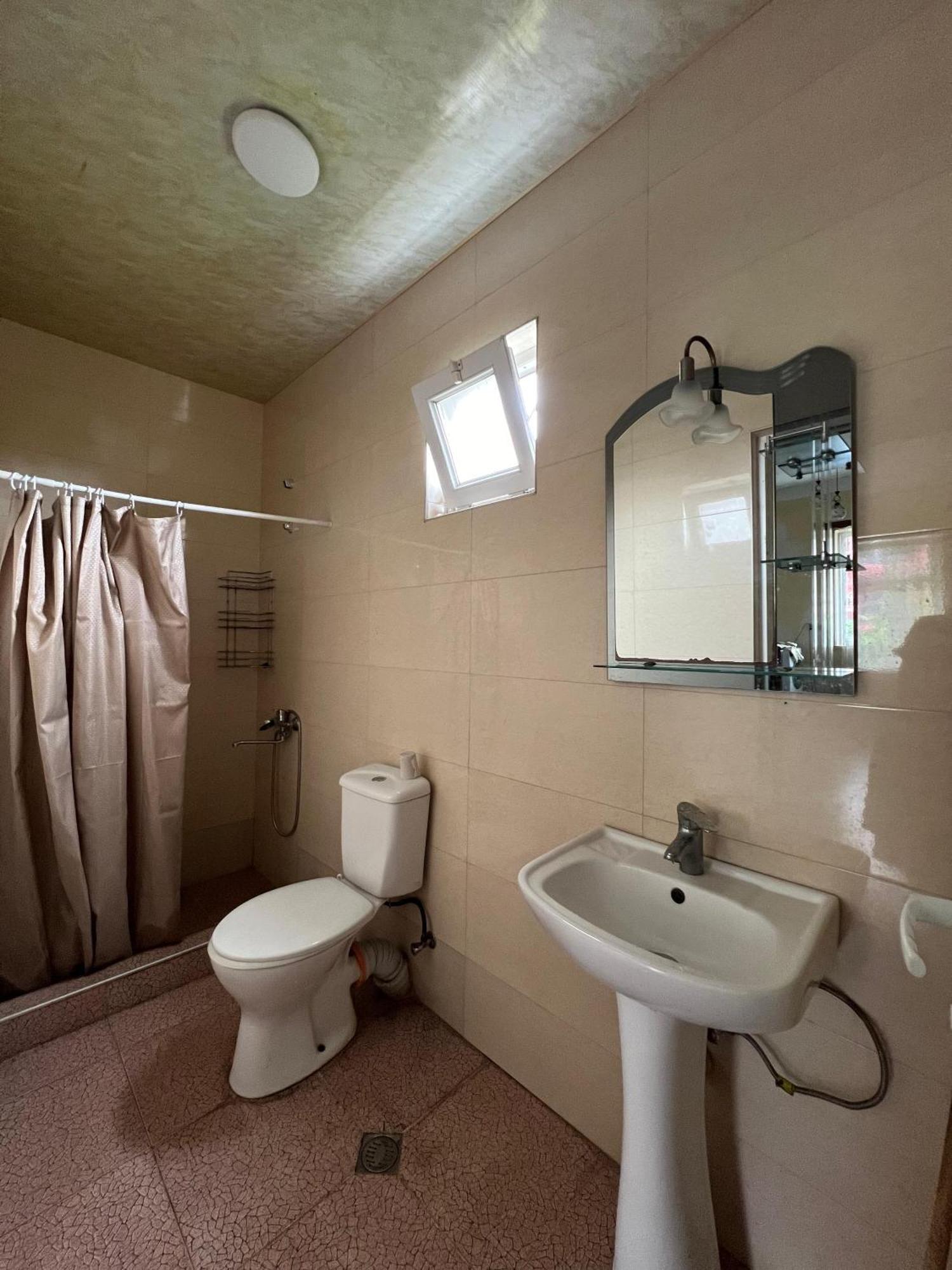 Medea'S Guest House Батуми Екстериор снимка